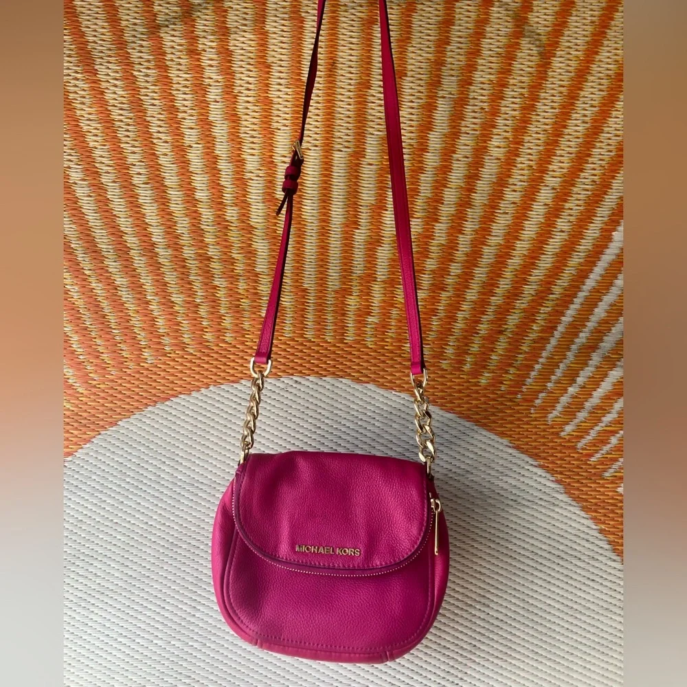 Michael Kors Pink Crossbody Bag - Picture 1 of 7